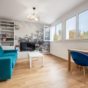 Appartement Paris: 2p Refait à Neuf Et Idéalement Desservi, Paris